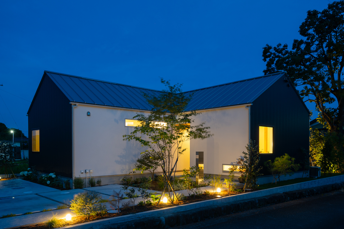 開成町の住まい｜夕景のライトアップ
